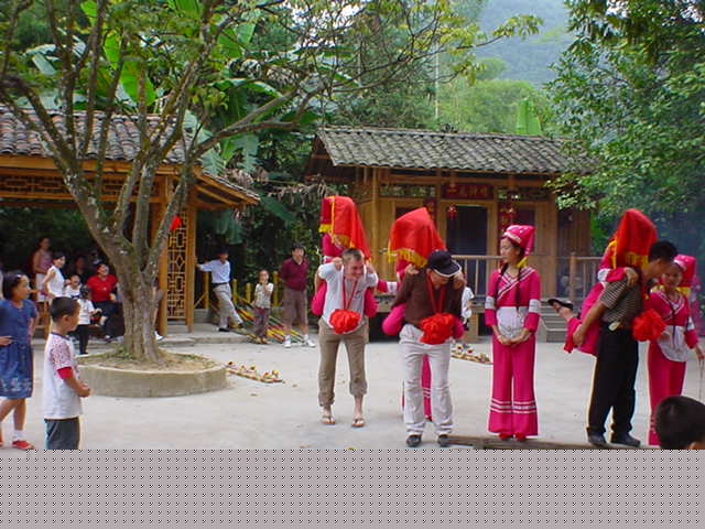 yizhou1j.jpg